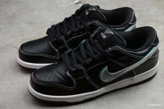 Co Diamond Diamond Supply SB Black Low Dunk Nike BV1310-001 0323